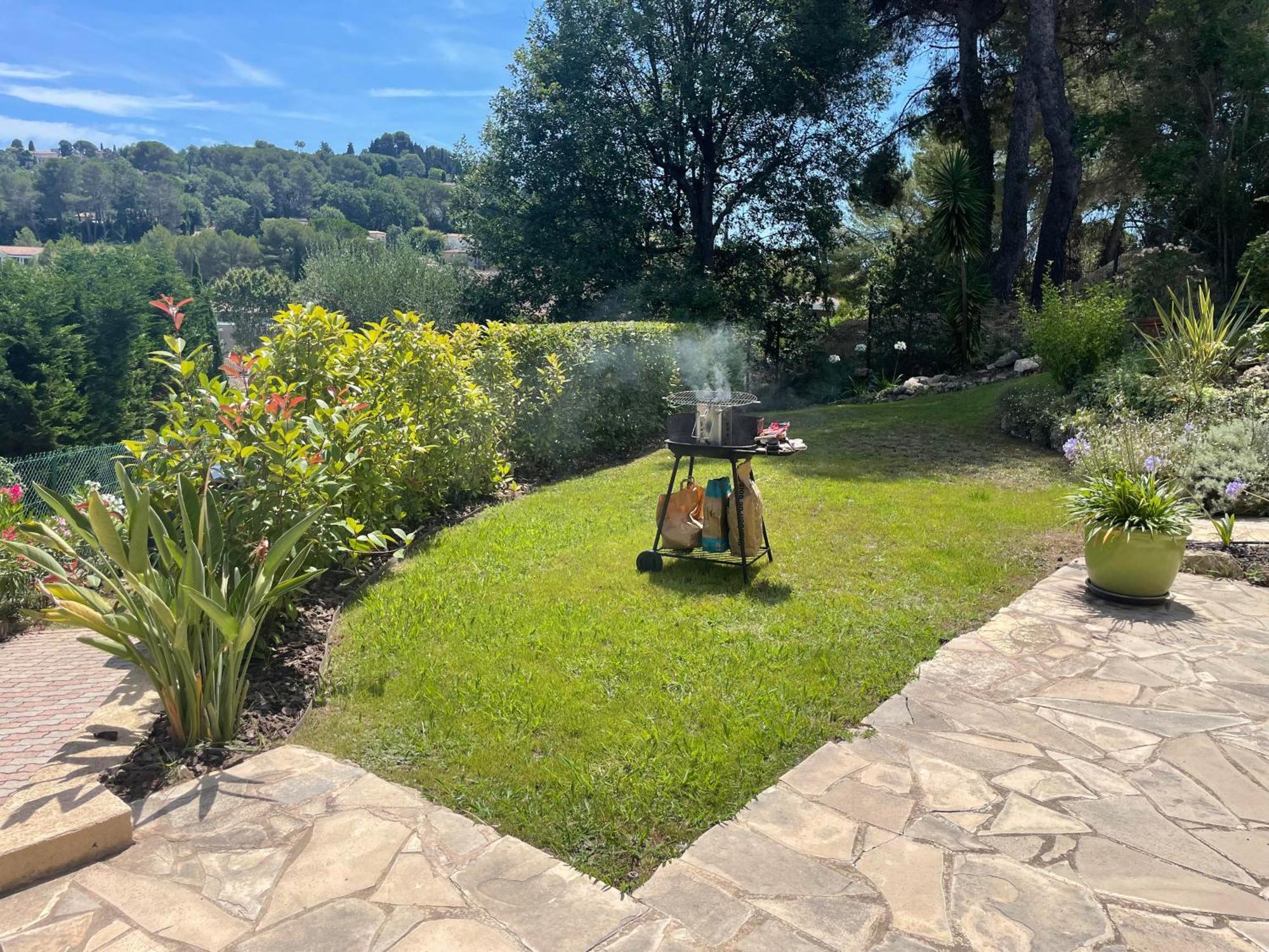 Un Havre De Paix Au Coeur De Mougins Appartement Buitenkant foto